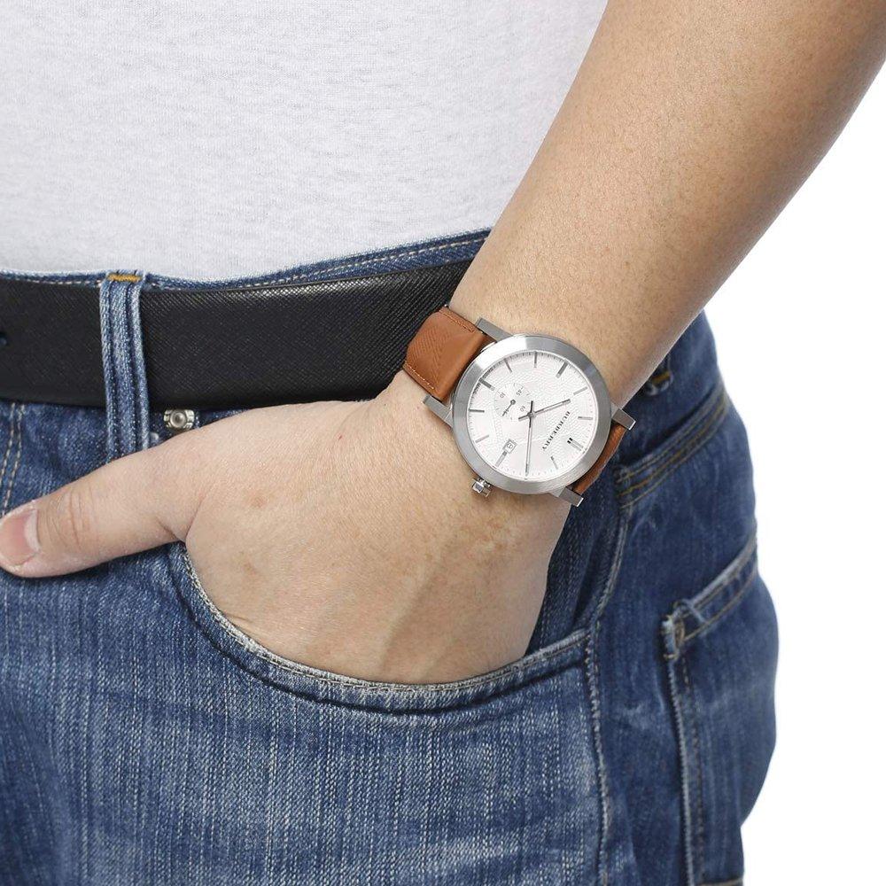 Burberry 42mm men's The City Brown Leather Silver