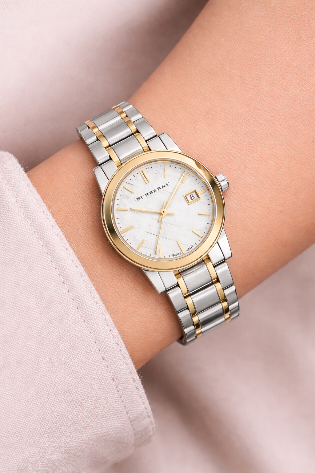 Burberry 34mm ladies The City Two Tone Silver/Gold